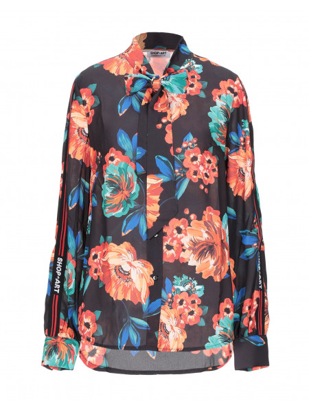 Рубашки и блузки с цветочным рисунком